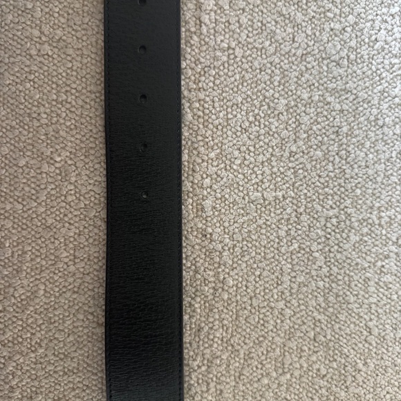 Gucci Black and Gold Leather Belt - Picture 10 of 11